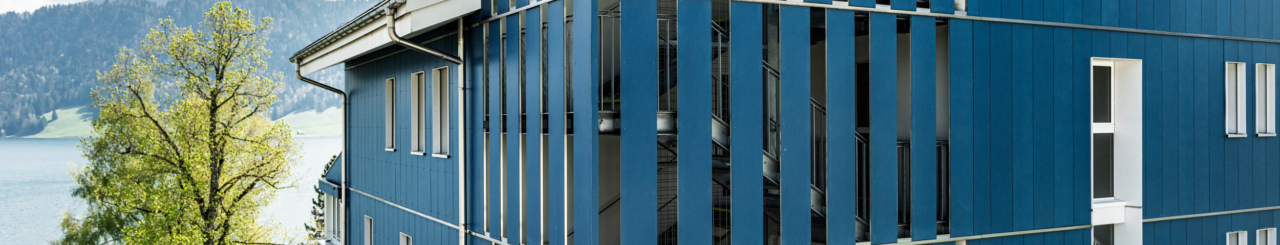 blaues Haus, Lutisbach, Perspektive schräg hinten